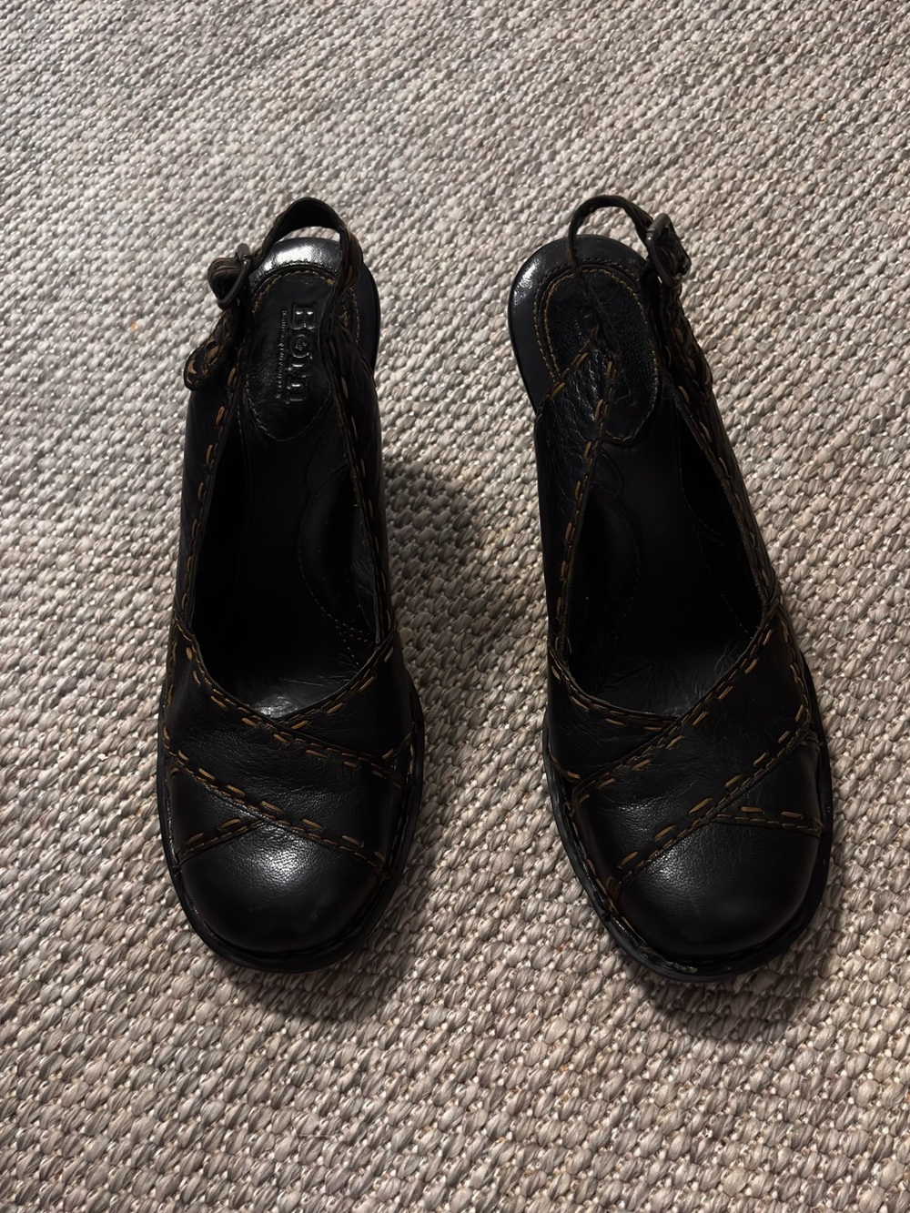 Women’s Black Leather Slingback Heels with Contrast Stitching